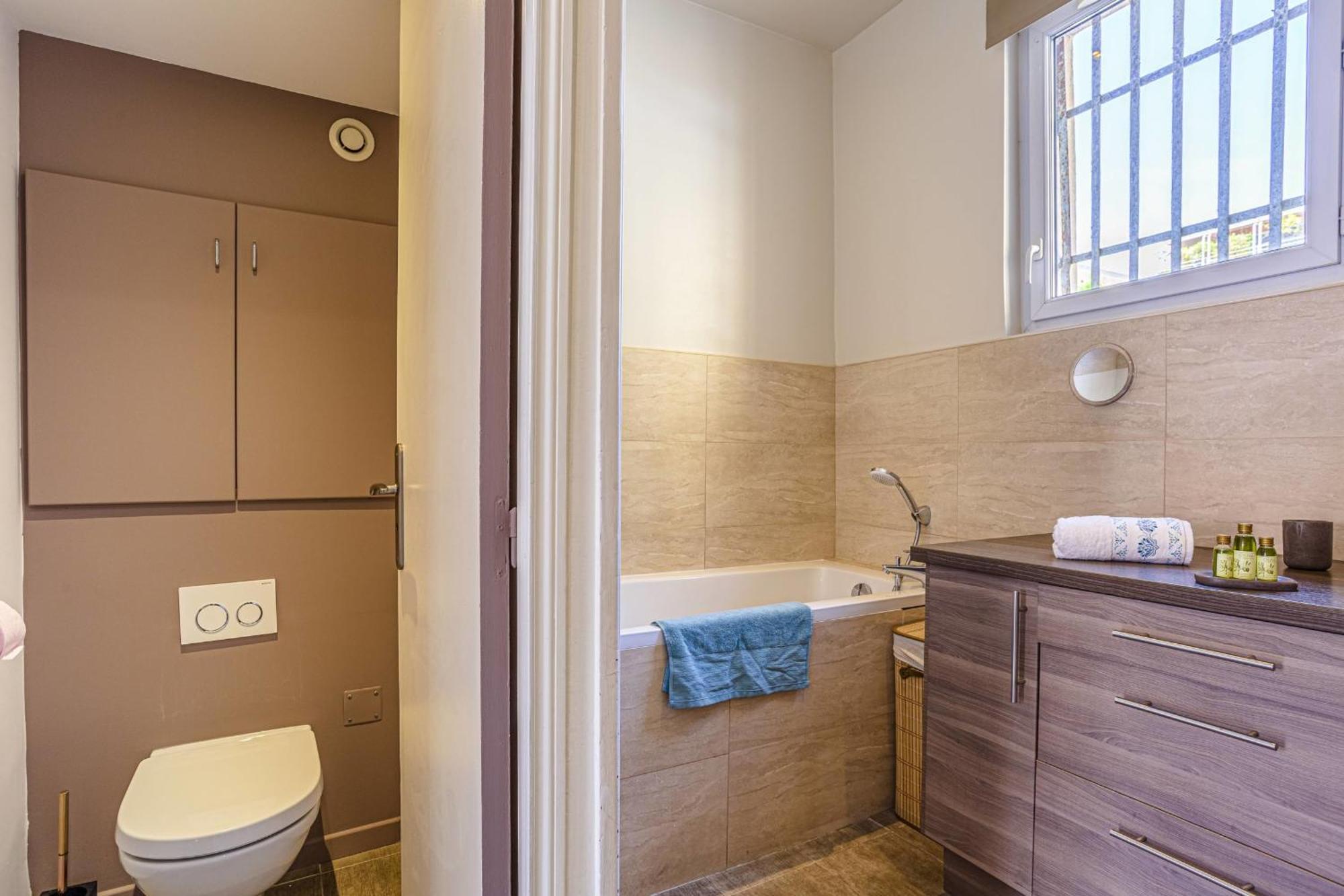 Guisol - Typical Nice 3 Bedroom Ac Near Port エクステリア 写真